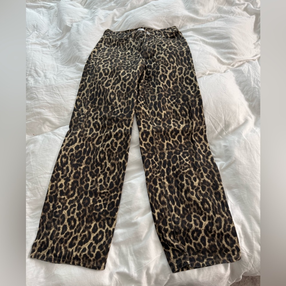 Leopard print baggy straight-leg jeans